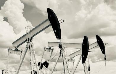 Vintage drilling rig operations